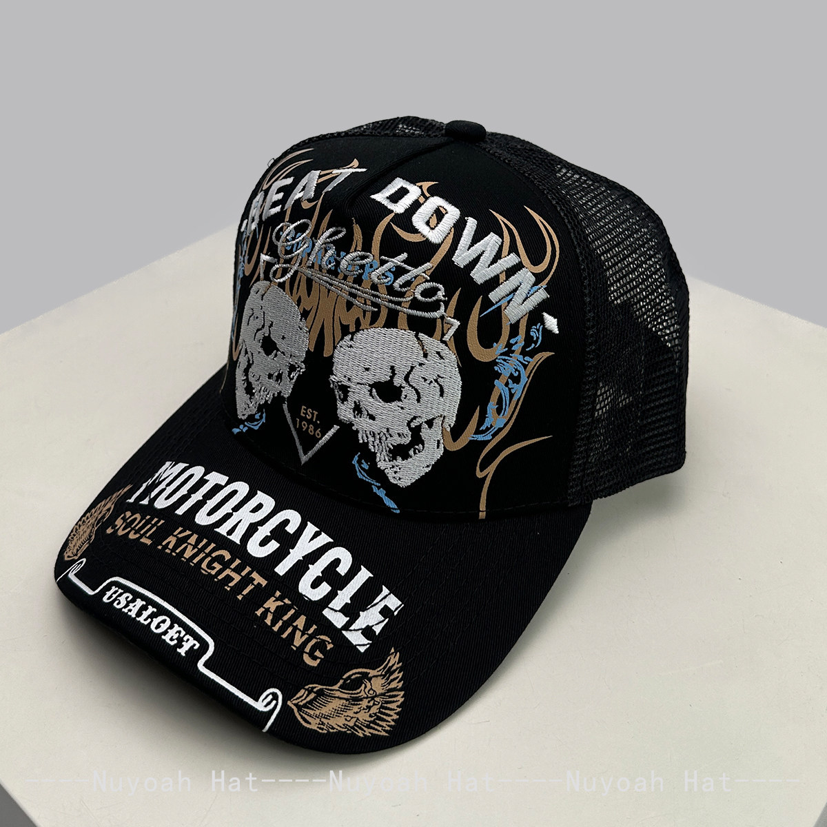 Trucker Hat Cap - Бейсболка-тракер с вышивкой «Пламя черепа», жесткий